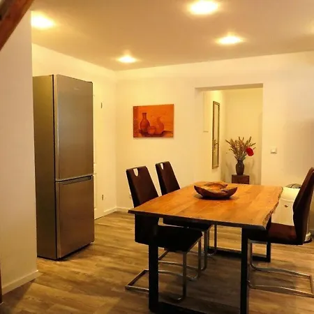 Leinelume Modern Retreat Hotel